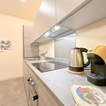 Free Parking Con Wifi - Netflix - Ac Apartament *